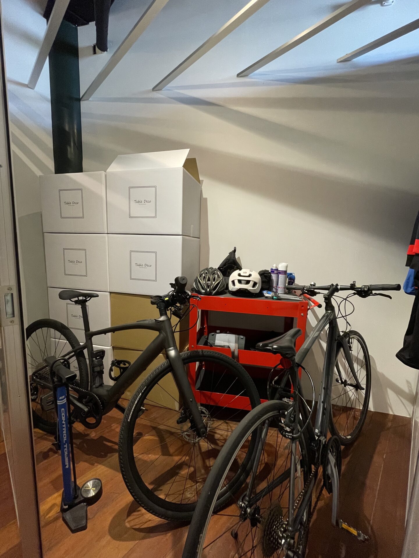 トランクルームGタイプの自転車収納例